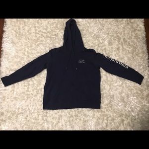 Vineyard vines sweatshirt